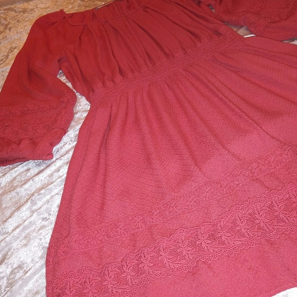 Chelsea & Violet Vintage Coral Dress with Crochet - Picture 10 of 10